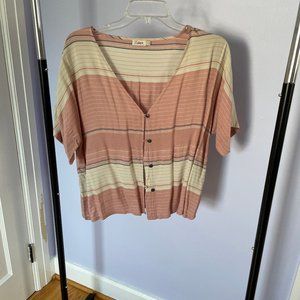 Surfer button down short sleeve blouss